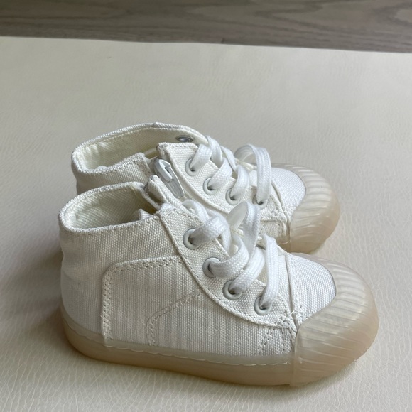 Zara Baby HighTop Sneakers Size 20/ US 4 - Picture 5 of 11